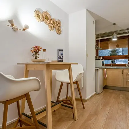 Modern Flat 50m From The Capitole - - Welkeys Toulouse